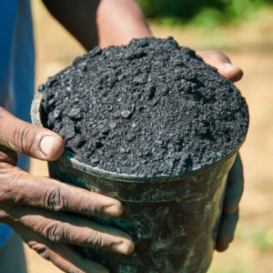 Nécessité de « charger » le Biochar : image à la une
